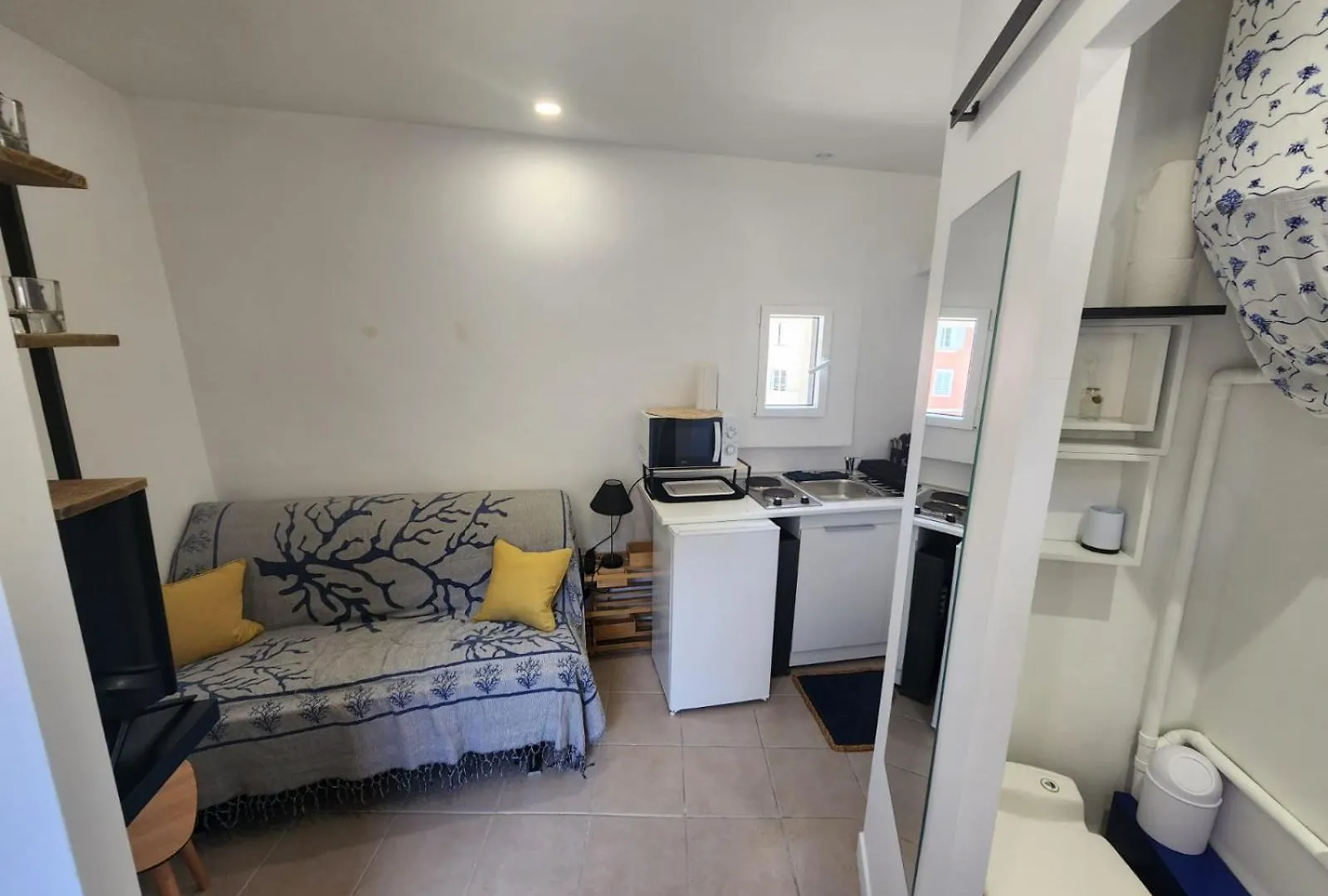 Studio Dans Une Tour Mythique A Port Grimaud Apartmán