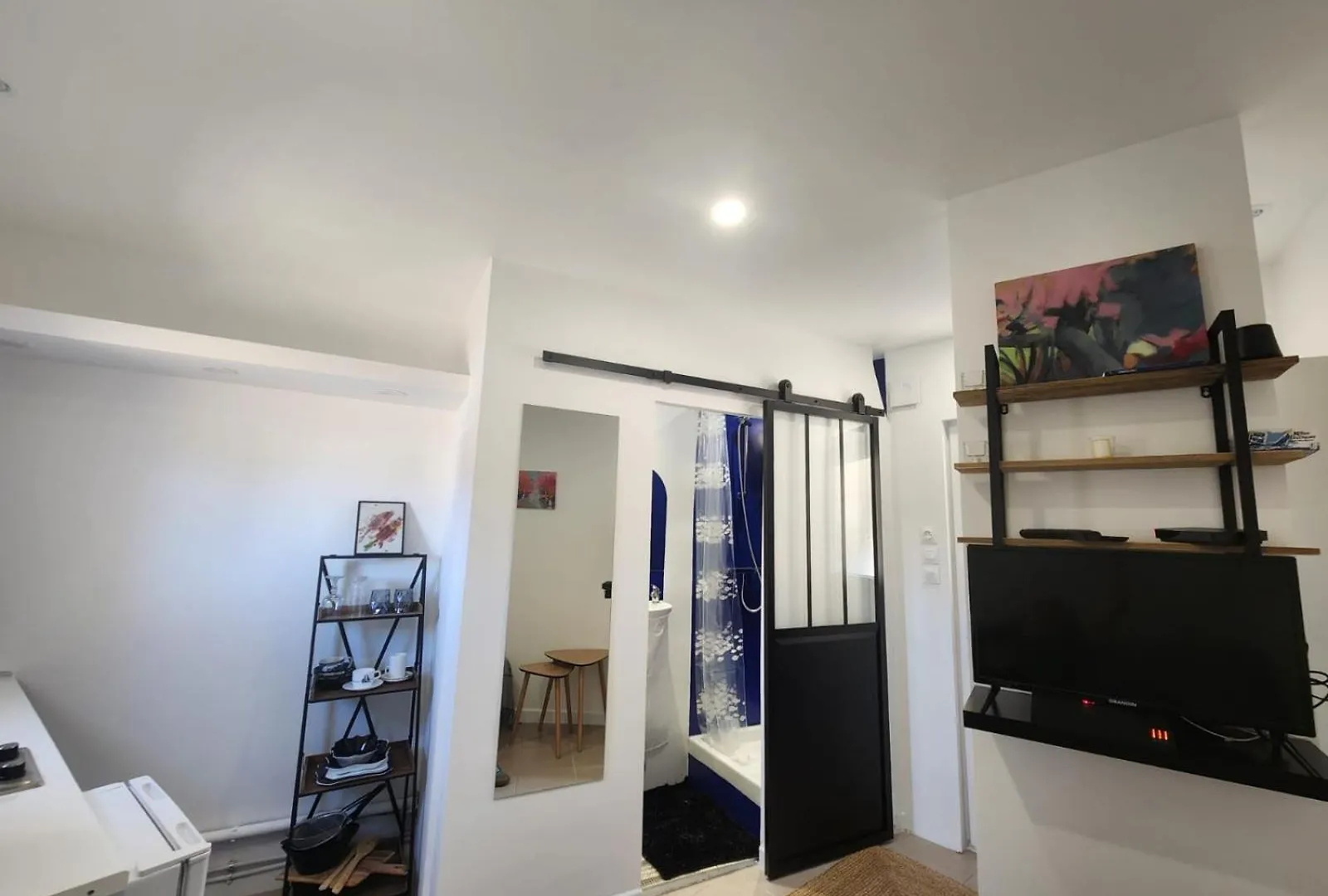 Studio Dans Une Tour Mythique A Port Grimaud