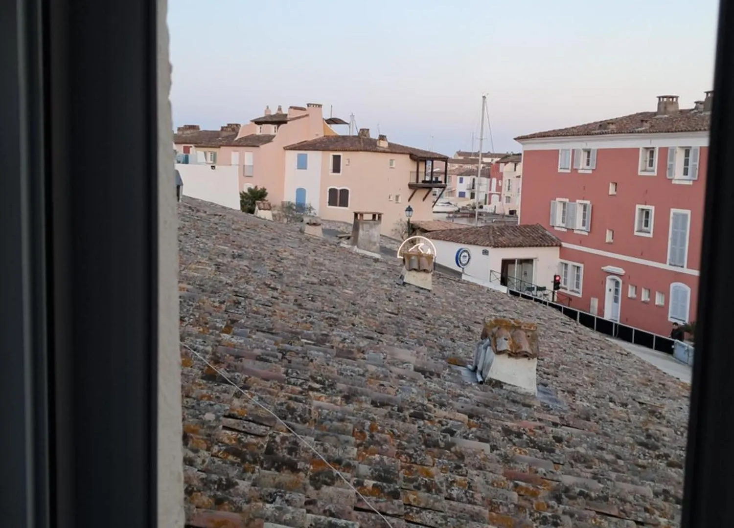 Apartment Studio Dans Une Tour Mythique A Port Grimaud France